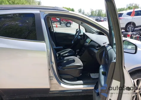 2018 Buick Encore Preferred z USA, uszkodzony, nr VIN KL4CJASB6JB514515